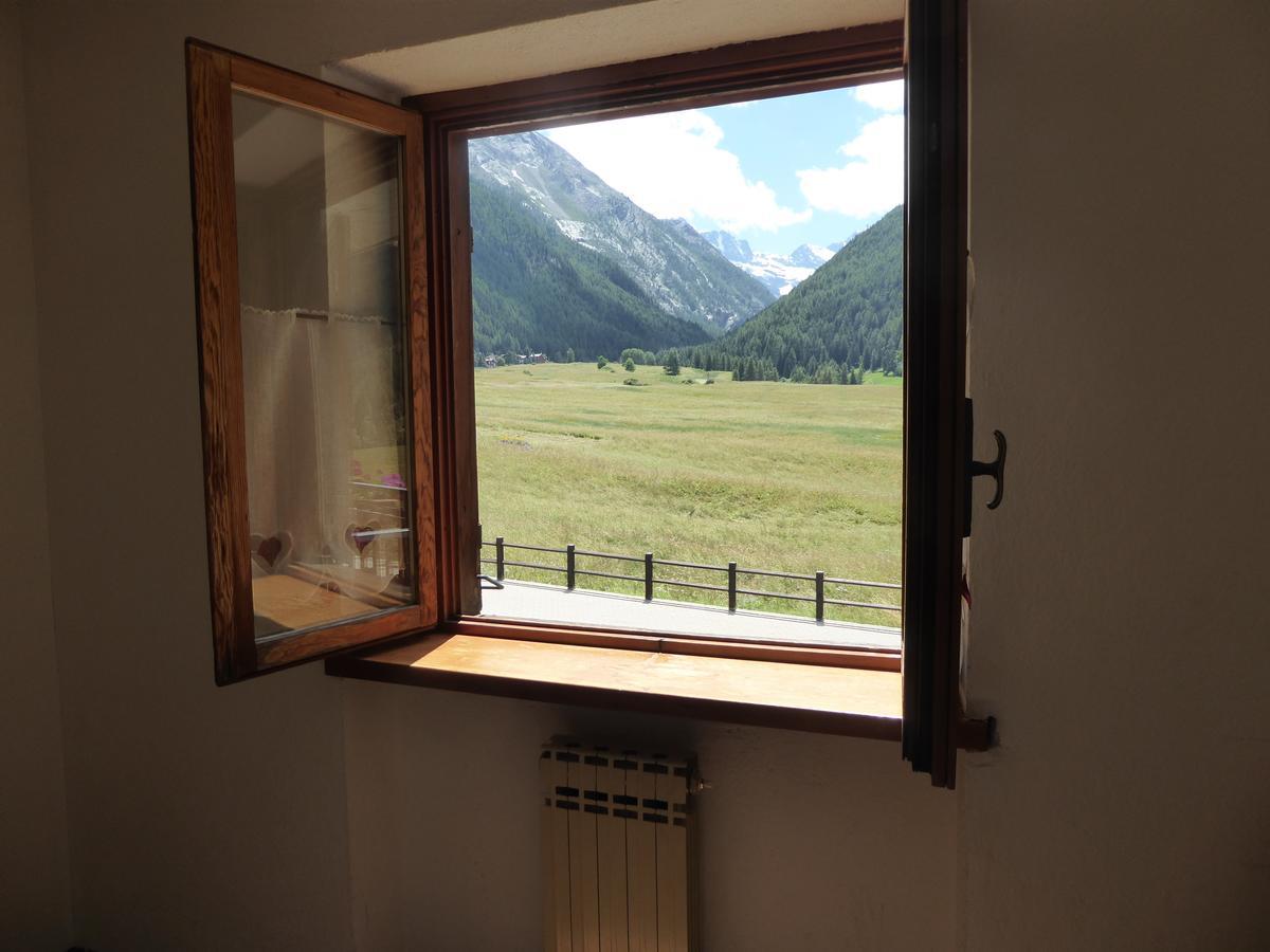 La Maison De Chouflette Apartment Cogne Luaran gambar