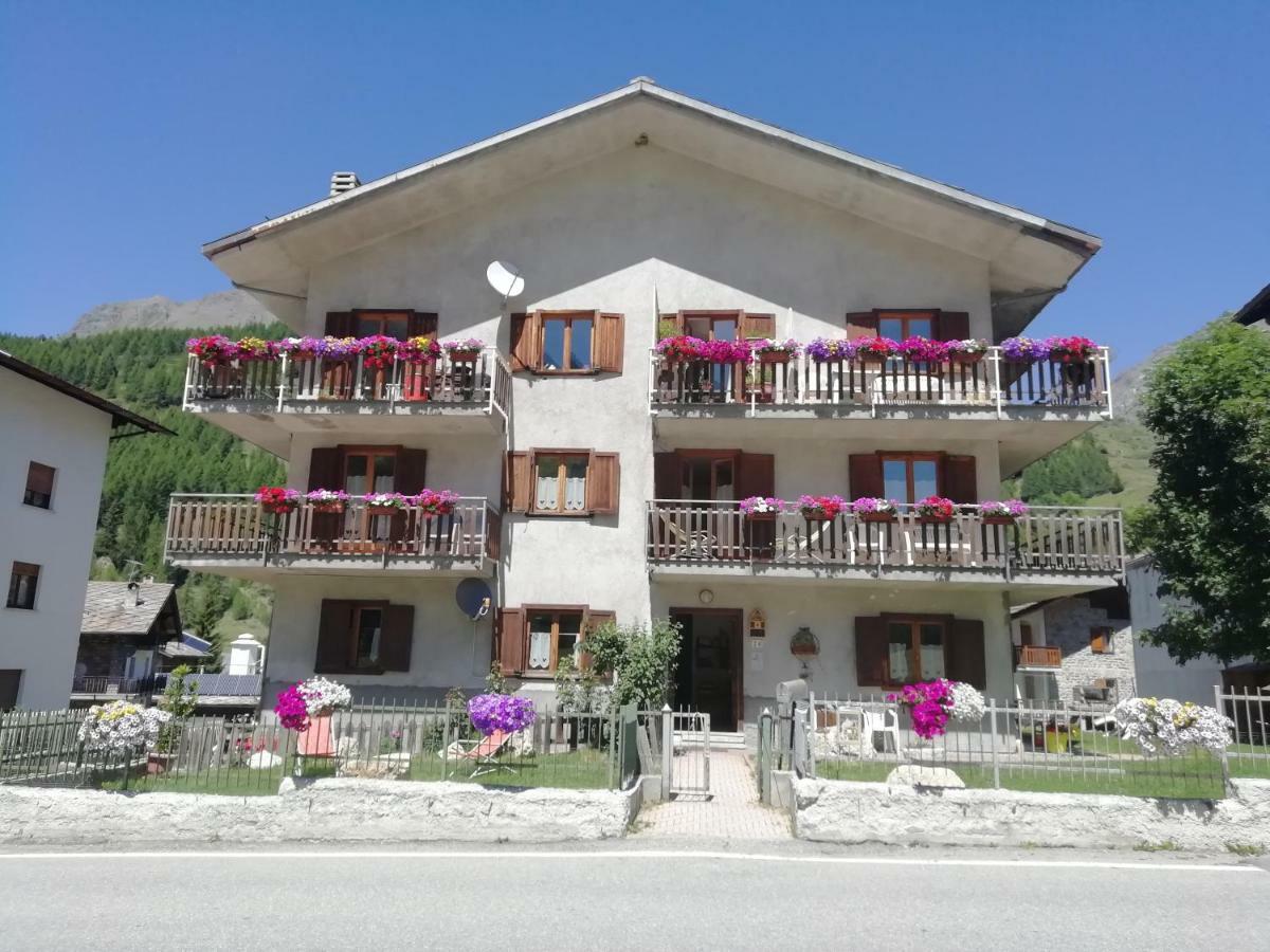 La Maison De Chouflette Apartment Cogne Luaran gambar